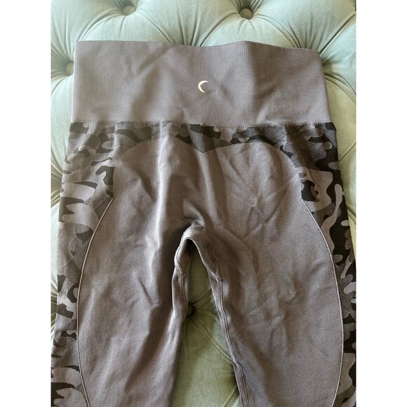 Zyia Active Seamless Leggings Women's Size Medium Gray Camo - Picture 2 of 4